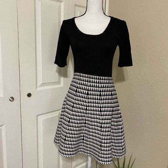 Fit & Flair Sweater Dress - Picture 3 of 12